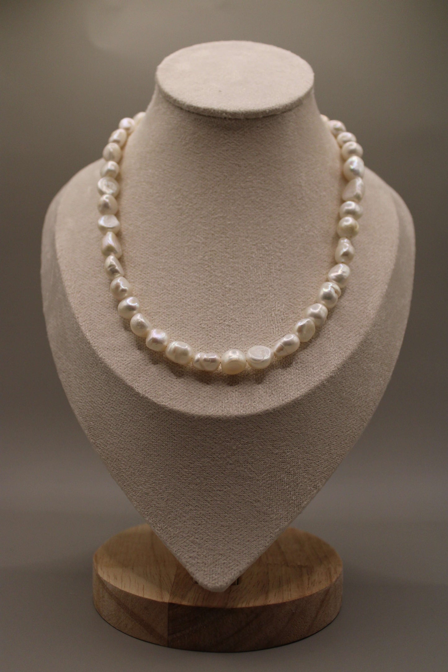 Handmade ketting van parels. Uniek en met zorg gemaakt