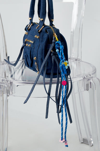 Happy flower pendant