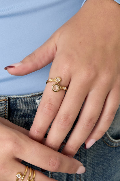 Minimalistische ring met steentjes