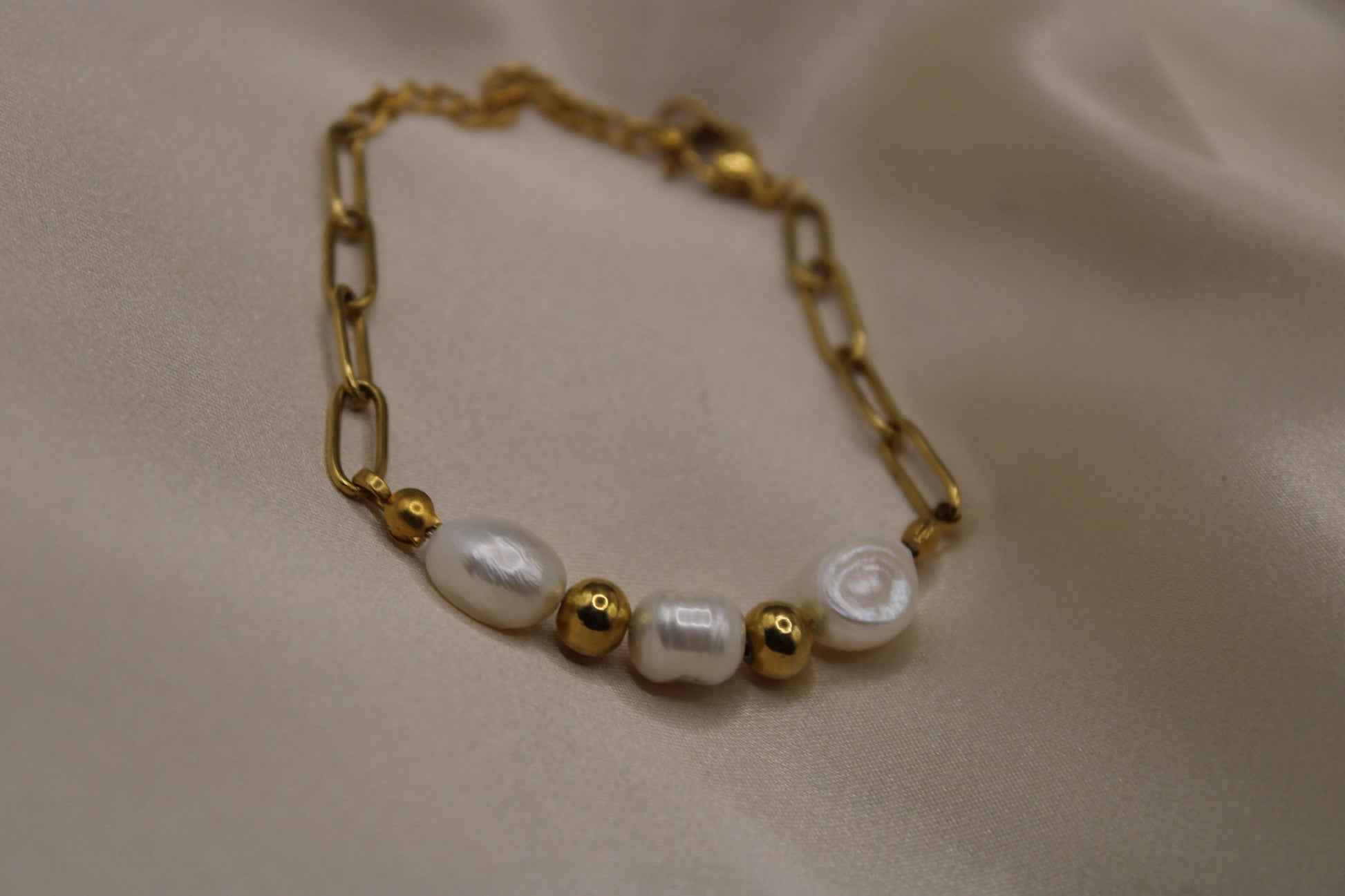 Unieke Esfari set – ketting en armband met handgemaakte zoetwaterparels