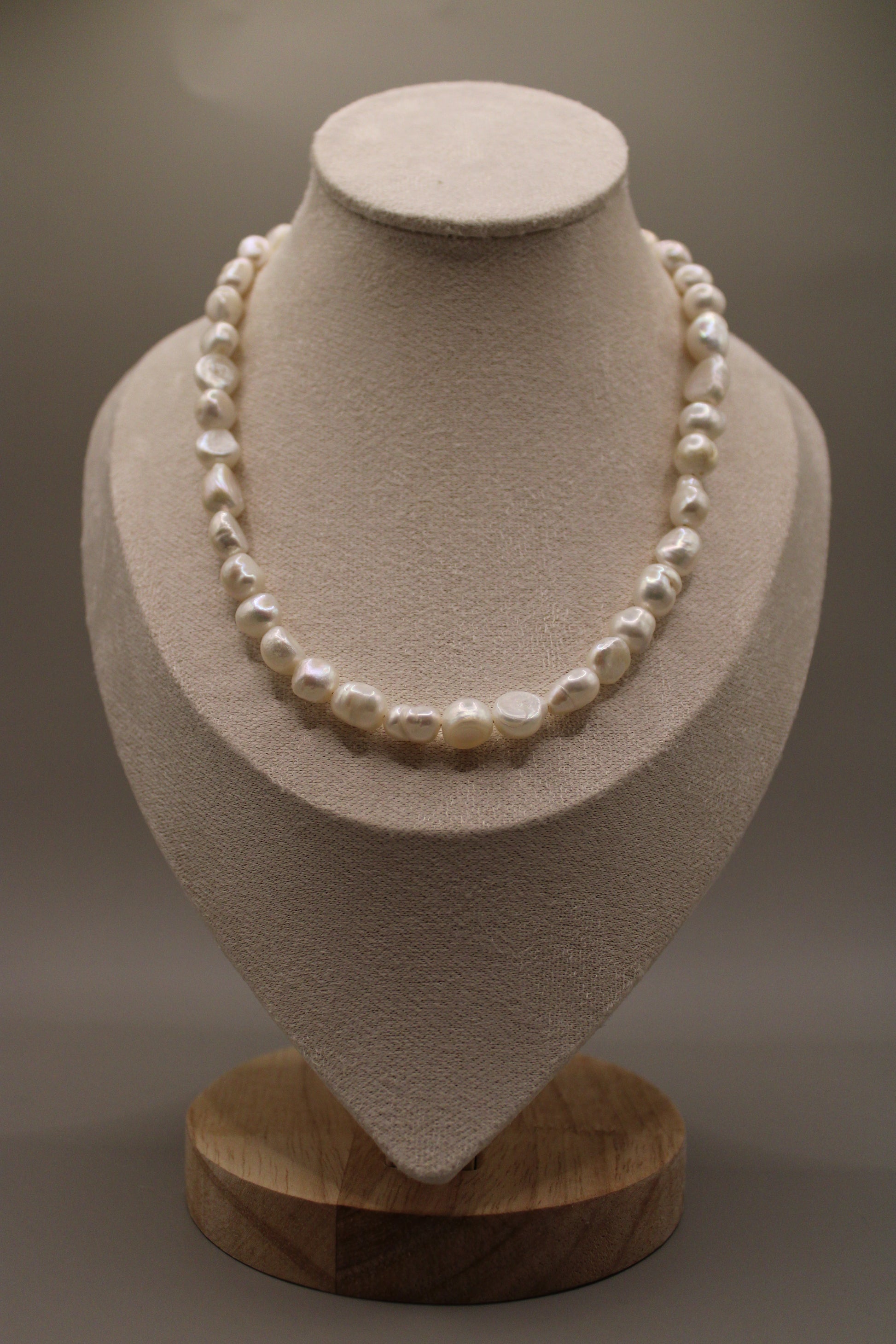 Handmade necklace pearls