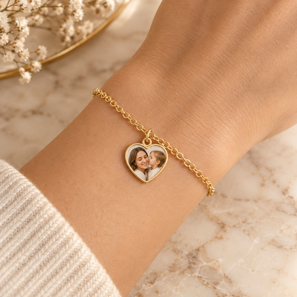 Goudkleurige RVS armband met hartbedel en persoonlijke foto